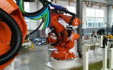 智能機械臂：驅(qū)動制造業(yè)智能化升級的核心引擎