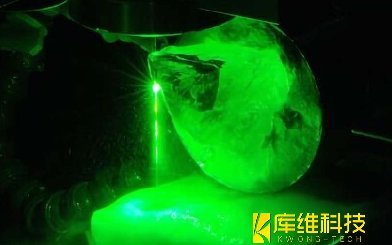 光學玻璃加工：水導激光如何實現亞微米級裂紋控制？